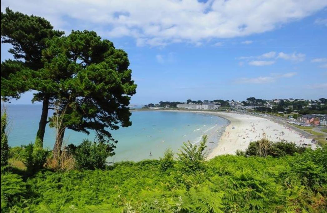 Mobil-Home Dans Camping Municipal Kermaria-Sulard Bagian luar foto